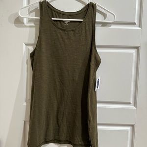 old navy green every wear tank top, size xs